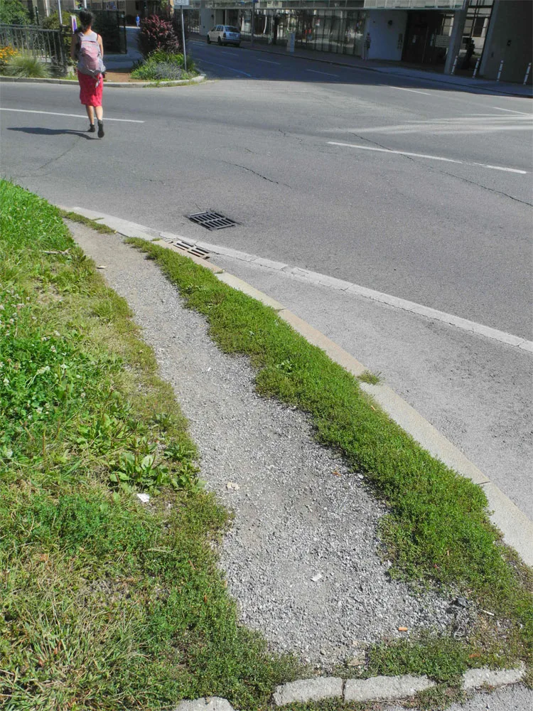 ecke-augartenbrucke-marburger_kai.jpg