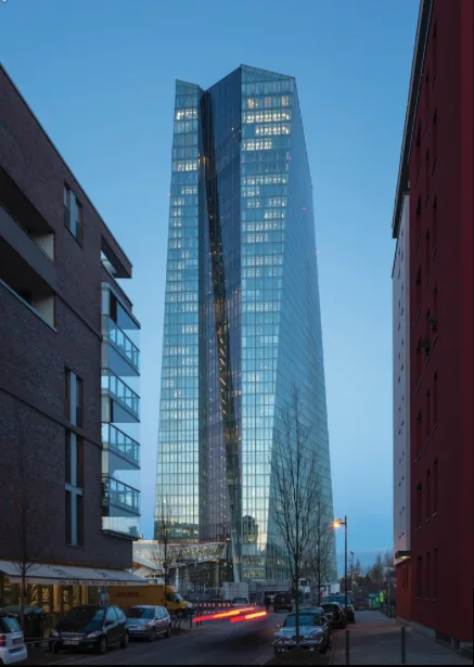 europaeische_zentralbank_frankfurt_am_main_coop_himmelblau_wolf_d._prix_partner.png