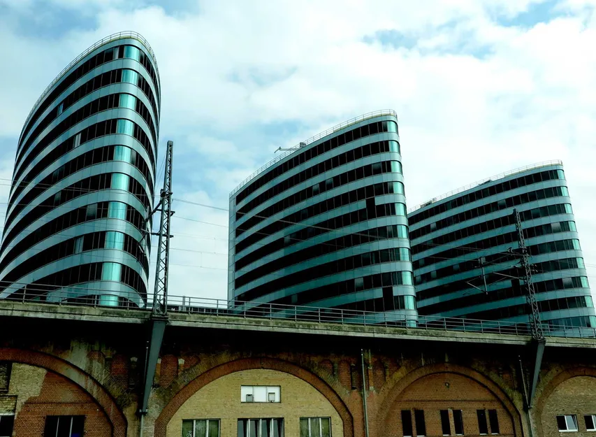 10_jannowitzbrucke_mit_neubauten.jpg