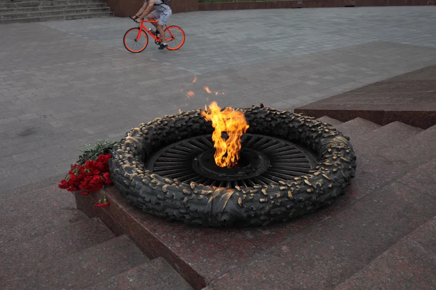 MYR015 Odessa Kriegerdenkmal Zita Oberwalder