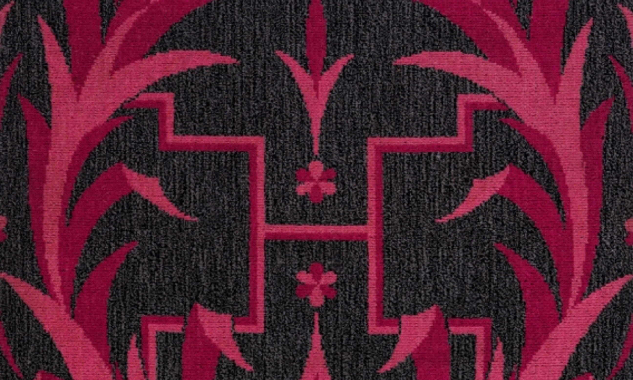 Magenta Stoffmuster auf schwarzem Hintergrund