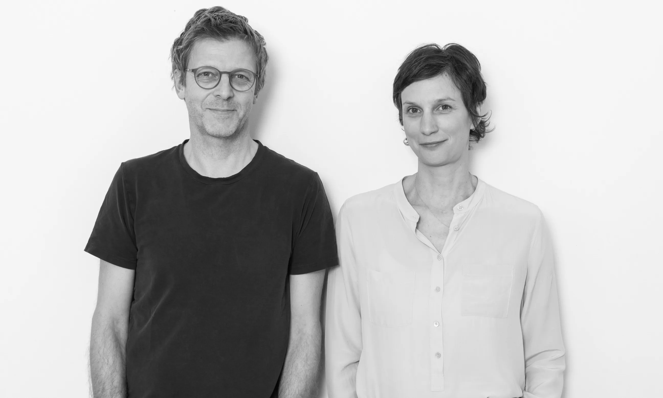 Porträt von zwei Personen, schwarz-weiß