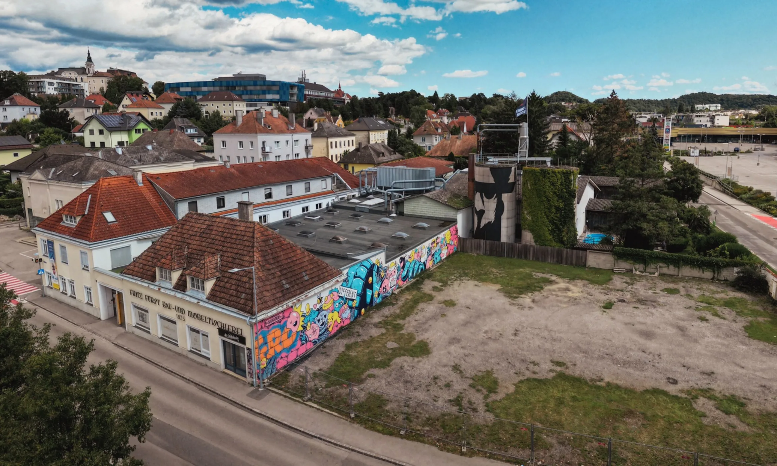 Luftbild eines Industrieareals